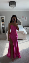 Load image into Gallery viewer, hot pink strapless prom dresses long with slit mermaid satin pleated formal evening party dresses ball gowns