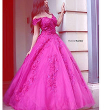 Load image into Gallery viewer, red prom dresses 2020 off the shoulder lace appliques flowers a line tulle floor length evening dresses vestidos de fiesta