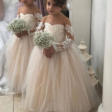Load image into Gallery viewer, champagne flower girls dresses 2020 sheer crew neckline lace appliques long sleeve ball gown little girls party dresses