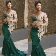 Load image into Gallery viewer, green prom dresses 2020 sweetheart neckline one shoulder long sleeve pearls tassel formal dresses evening gowns