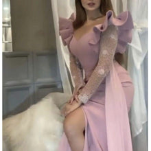 Load image into Gallery viewer, pink prom dresses 2021 v neck long sleeve beading sequins side slit a line ruffle long evening dresses gowns