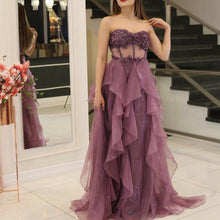 Load image into Gallery viewer, purple prom dresses 2020 sweetheart neckline lace appliques flowers beading ruffle organza evening dresses gowns