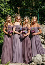 Load image into Gallery viewer, purple bridesmaid dresses 2021 sweetheart neckline pleats tulle floor length a line long wedding party dresses