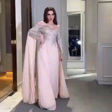 Load image into Gallery viewer, chiffon prom dresses 2020 sheer crew neck long sleeve lace appliques beading sequins a line pink evening dresses gowns
