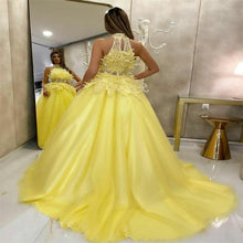 Load image into Gallery viewer, yellow prom dresses 2021 ball gown feather lace tulle floor length evening dresses gowns