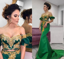 Load image into Gallery viewer, Dubai Green Mermaid Evening Dresses 2020 Off Shoulder Sweep Train Gold Lace Long Formal Prom Dress Party Gowns