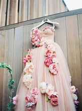 Load image into Gallery viewer, pink prom dresses hand made flowers sweetheart neckline new arrival ball gown evening dresses