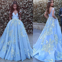 Load image into Gallery viewer, Off-the-shoulder Neckline Ball Gown Evening Dresses With Beaded Lace Appliques Blue Prom Dress vestido formatura party dress