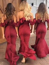 Load image into Gallery viewer, Vintage Burgundy Spaghetti Mermaid Bridesmaid Dresses Cheap Off Shoulder Hi-Lo Formal Prom Evening Gown Long Miad Of Honor Dresses